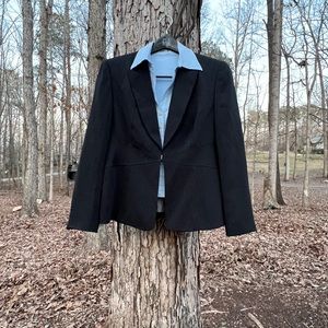 Tahari professional blazer jacket black pinstripe 16 Like new